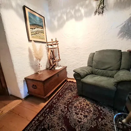 Villa House Luin Komen