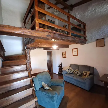 Villa House Luin Komen